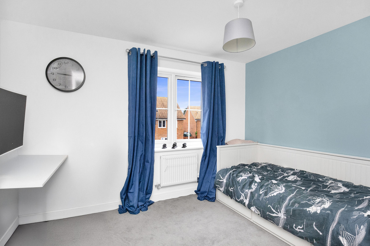 Buckle Mead, Chichester, PO20, photo 8