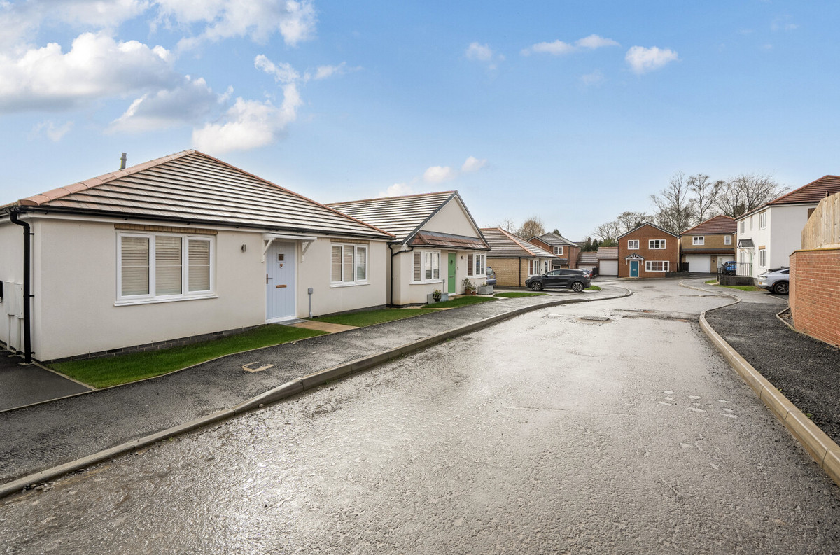 35 Broadweavers Close, Wincanton, BA9, photo 15