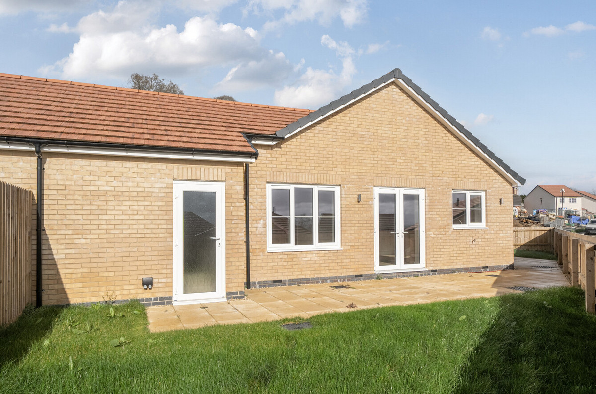 35 Broadweavers Close, Wincanton, BA9, photo 14