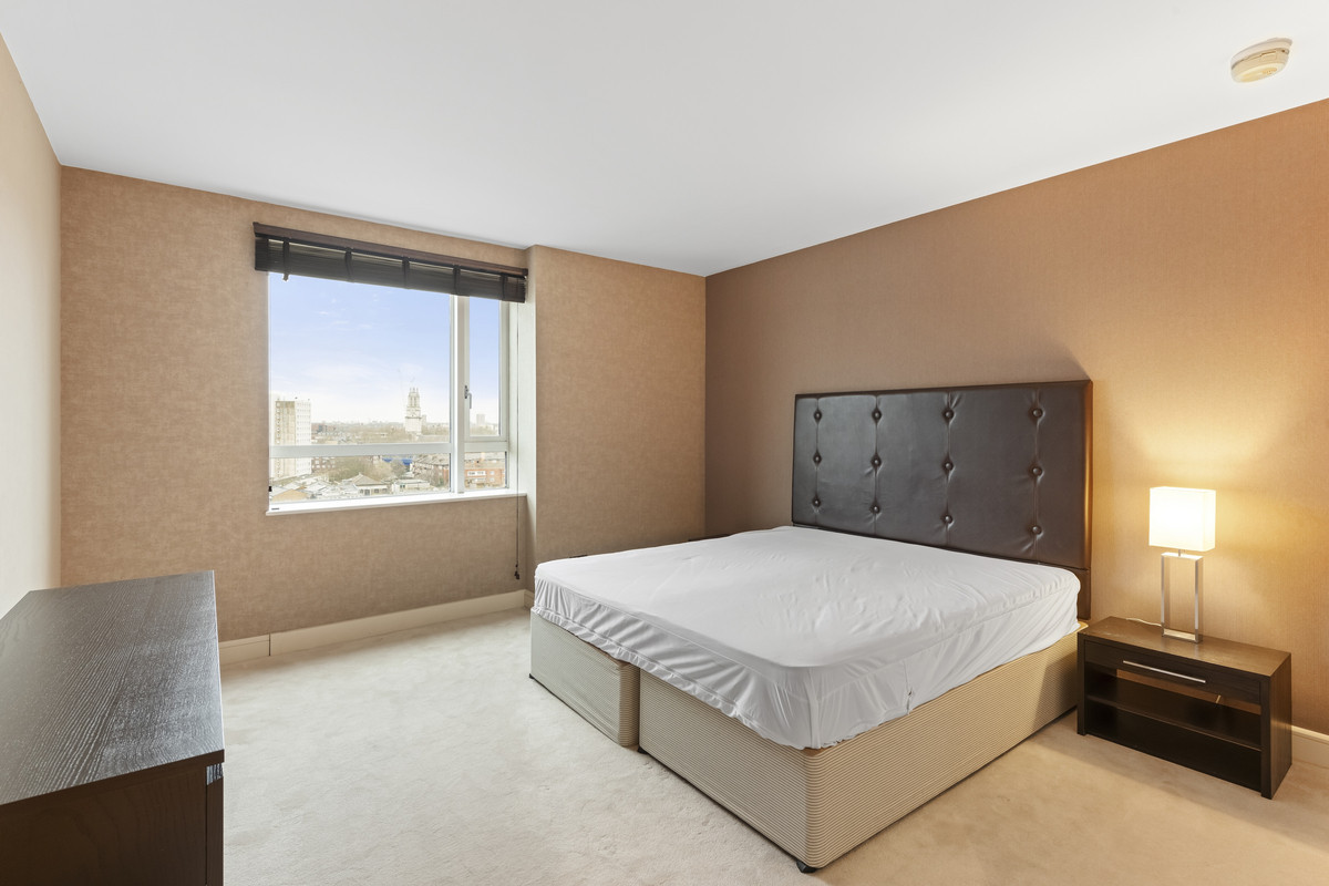 Belgrave Court, London, E14, photo 15