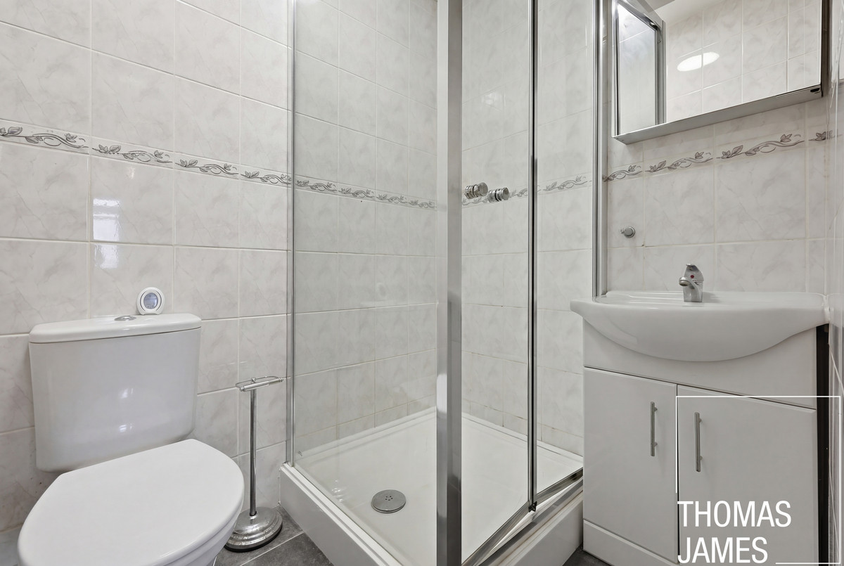 Oakfield Gardens, London, N18, photo 14