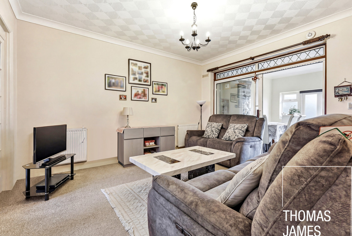 Oakfield Gardens, London, N18, photo 6