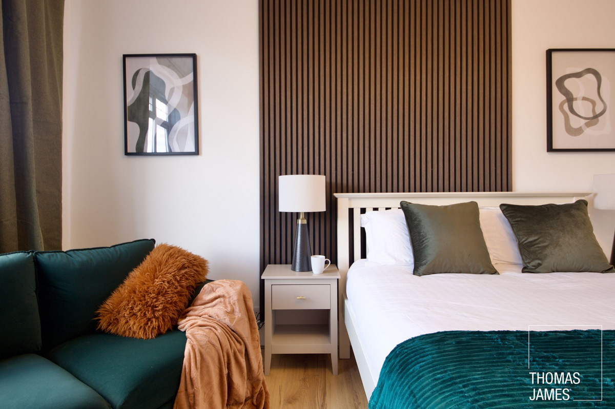 Sidney Avenue, London, N13