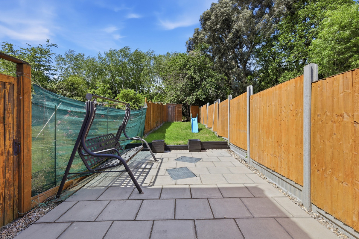 Danbury Road, Loughton, IG10, photo 14