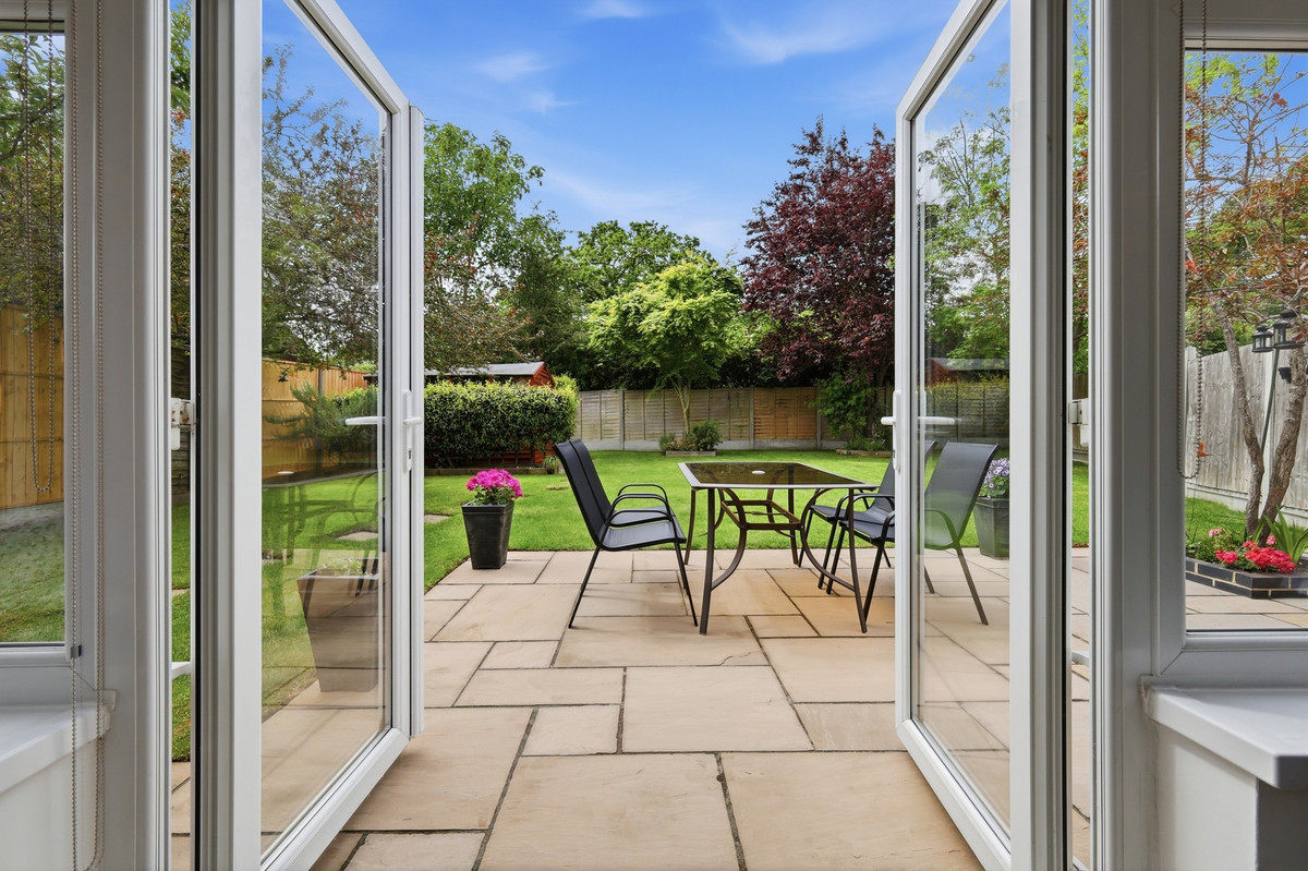 Roydon Close, Loughton, IG10, photo 8