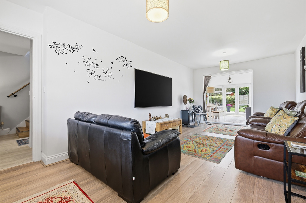 Roydon Close, Loughton, IG10, photo 4