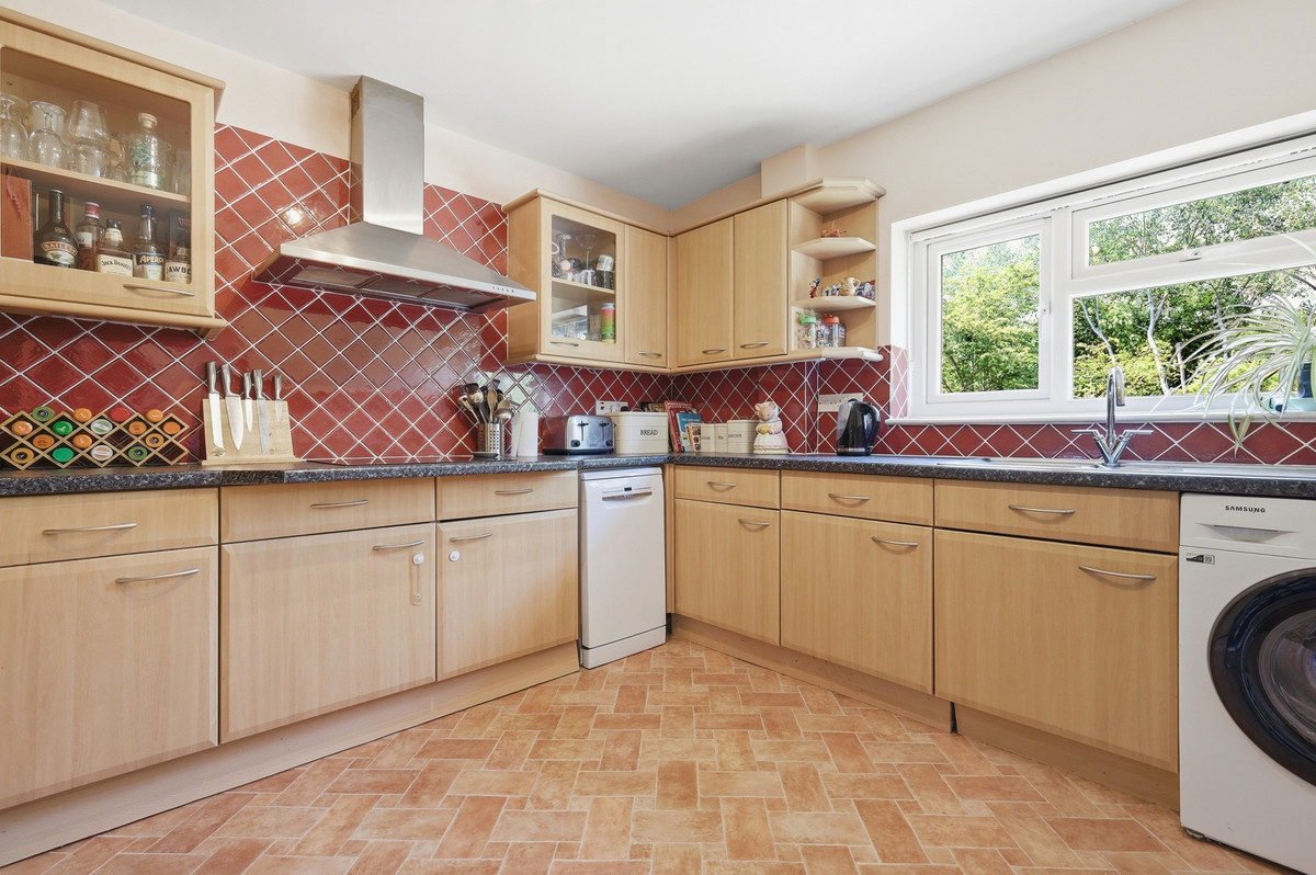 Danbury Road, Loughton, IG10, photo 6