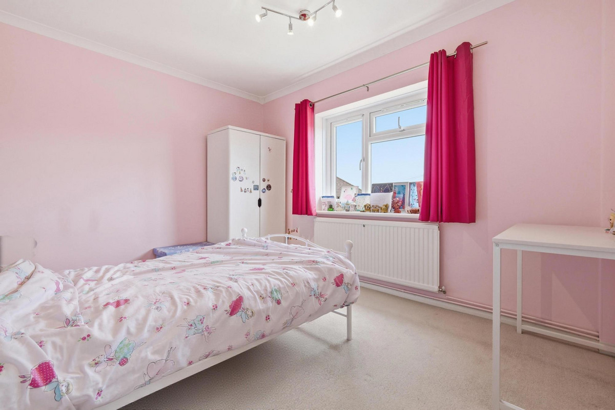 Danbury Road, Loughton, IG10, photo 9