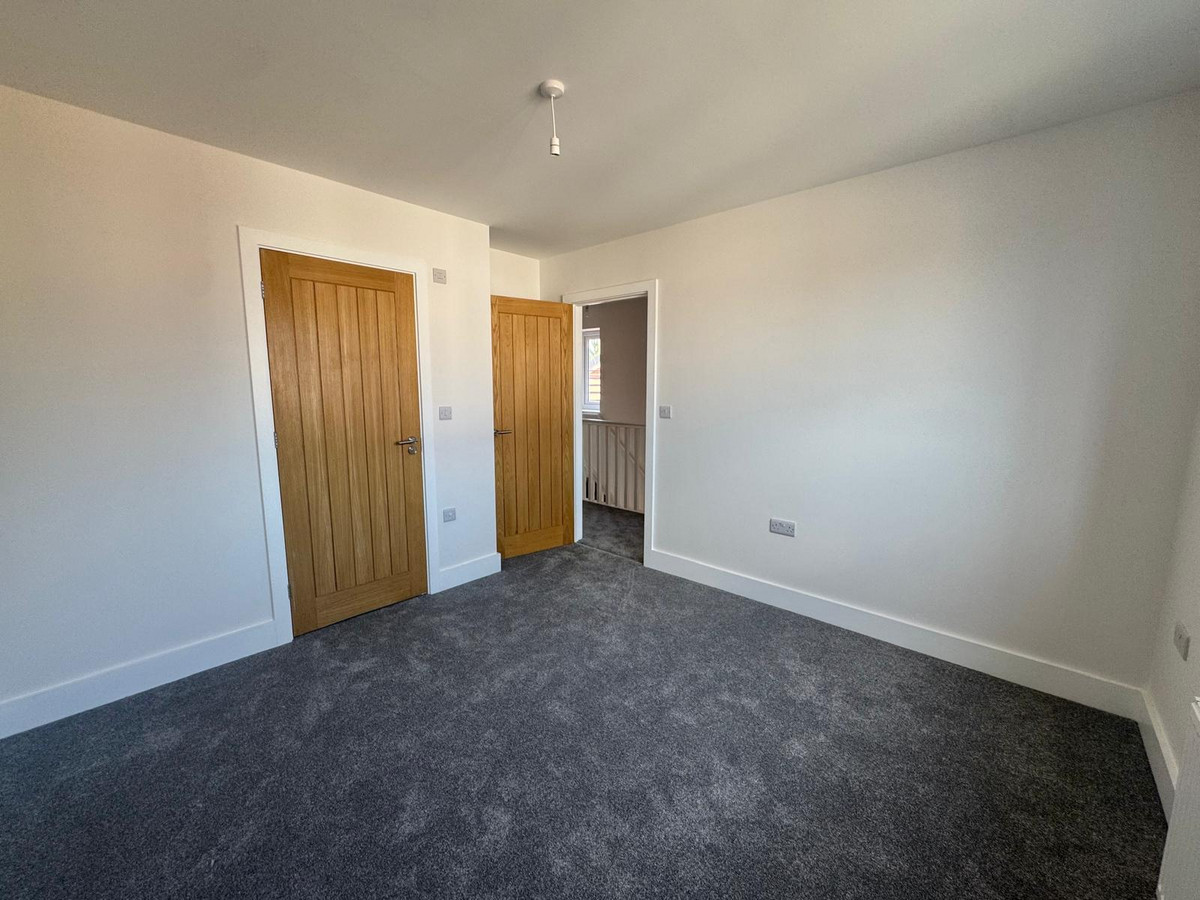 Broadweavers Close, Wincanton, BA9, photo 8
