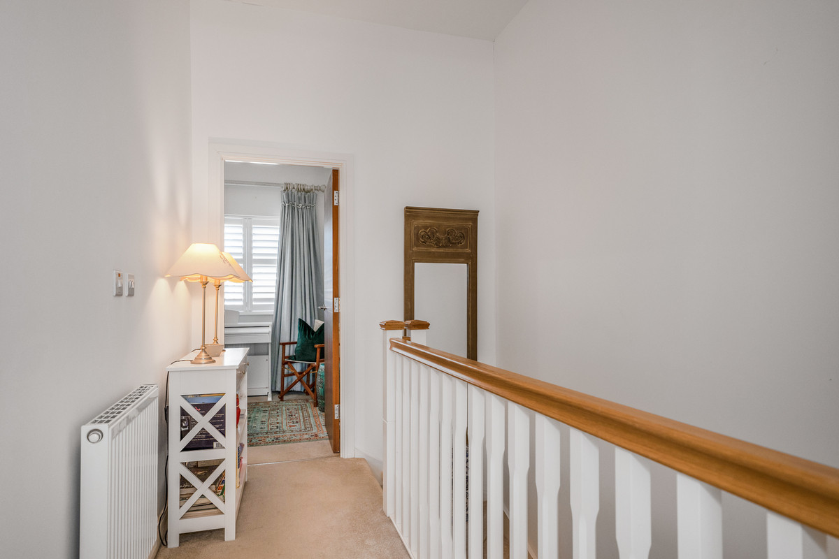 Parsonage Road, Horsham, RH12, photo 19