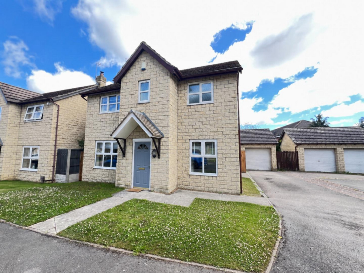 Claredon Court, Shildon, DL4