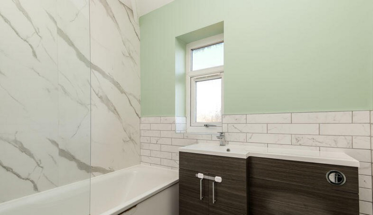 Ogle Grove, Jarrow, NE32, photo 10