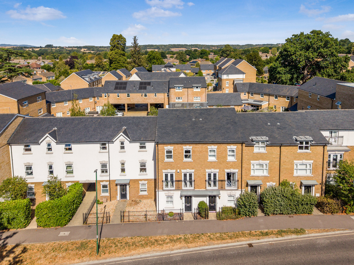 Parsonage Road, Horsham, RH12, photo 30