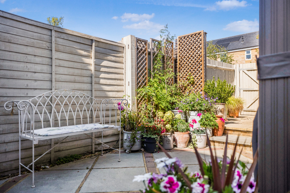 Parsonage Road, Horsham, RH12, photo 29