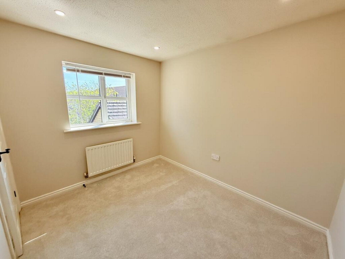 Claredon Court, Shildon, DL4, photo 14