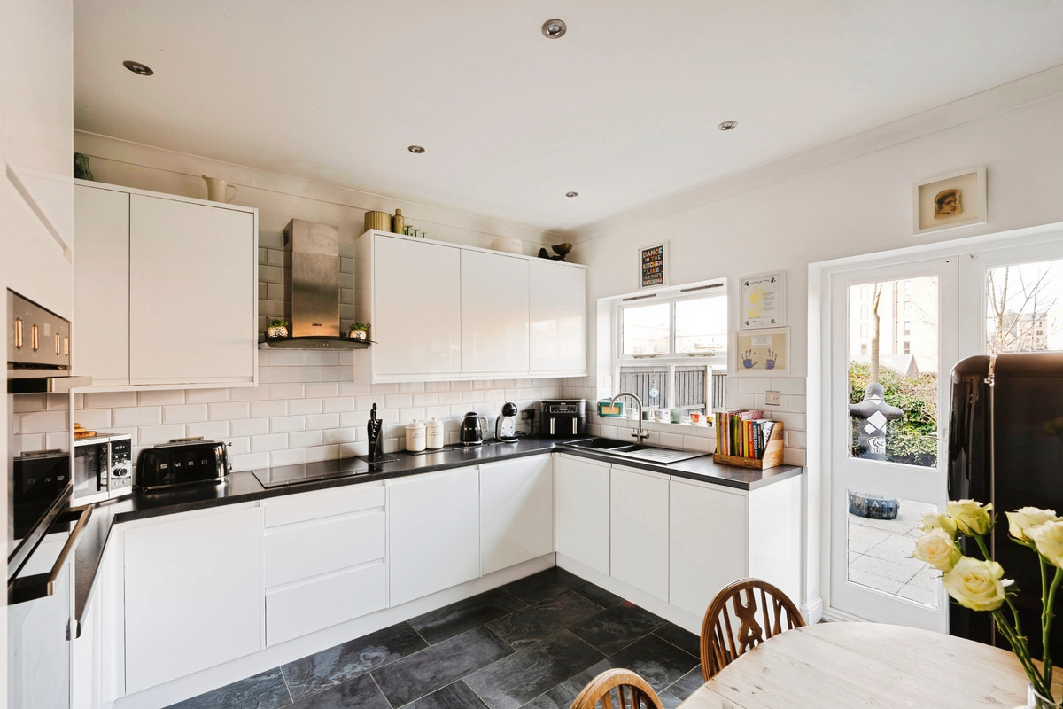 Victoria Road, Brentwood, CM14, photo 2