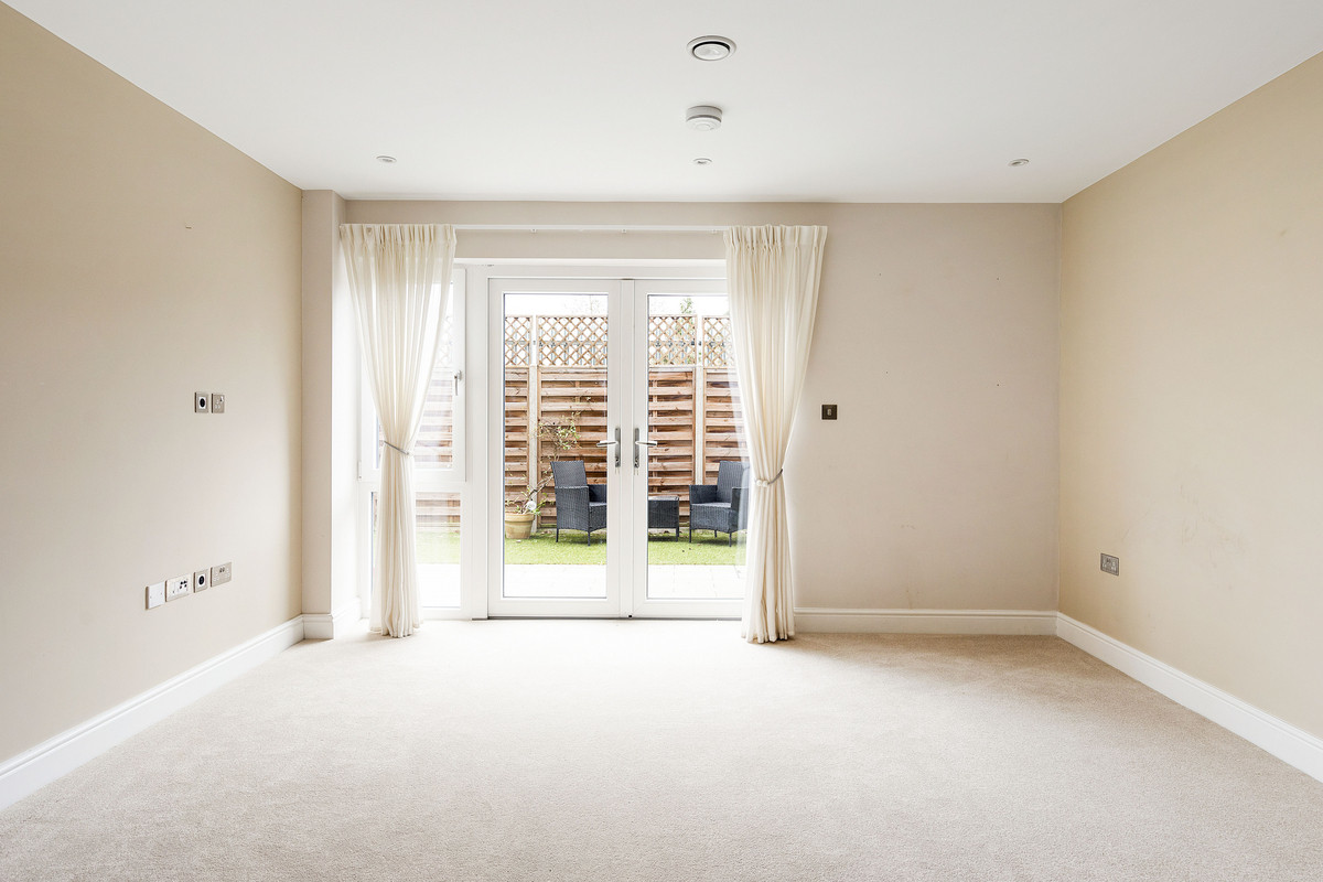 High Road, Loughton, IG10, photo 8