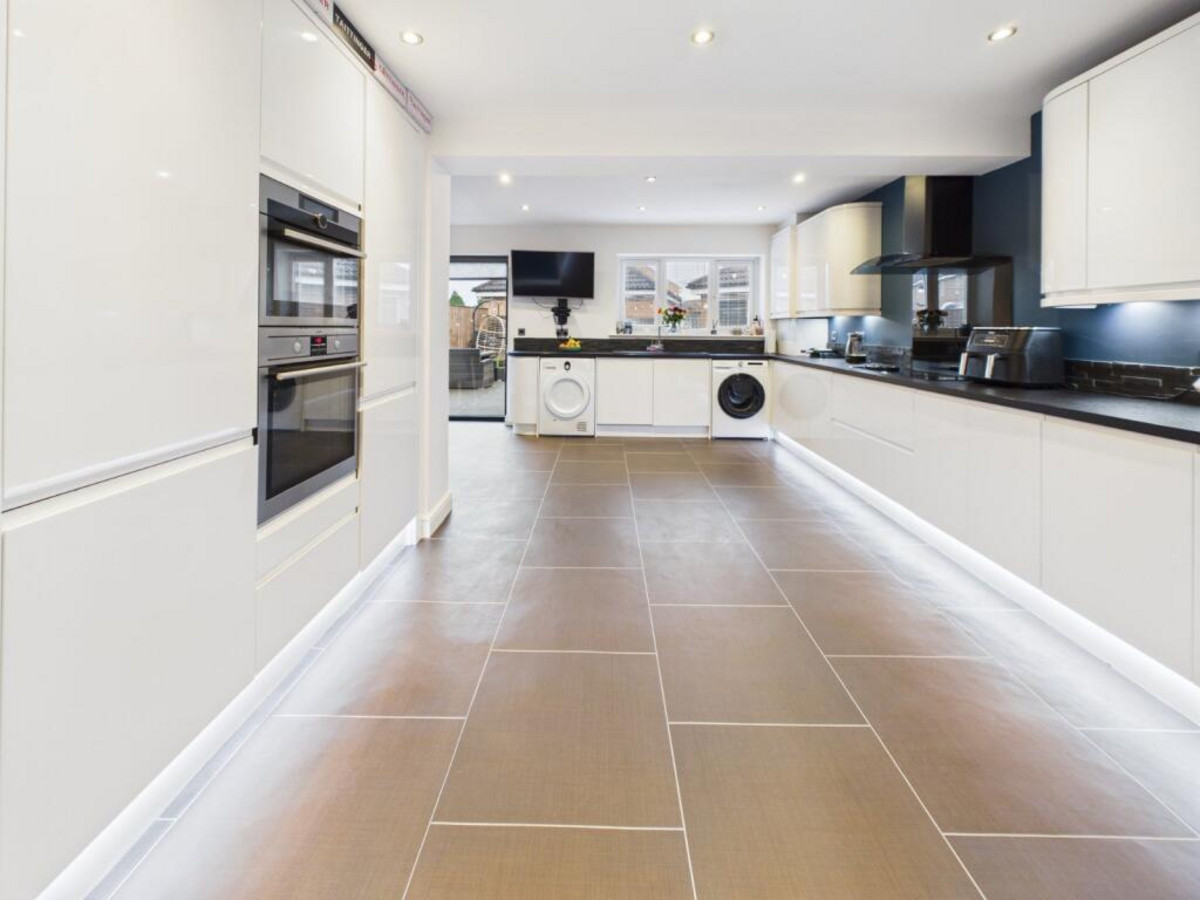 Cedar Drive, Jarrow, NE32, photo 7
