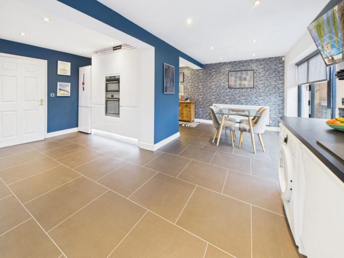 Cedar Drive, Jarrow, NE32, photo 6