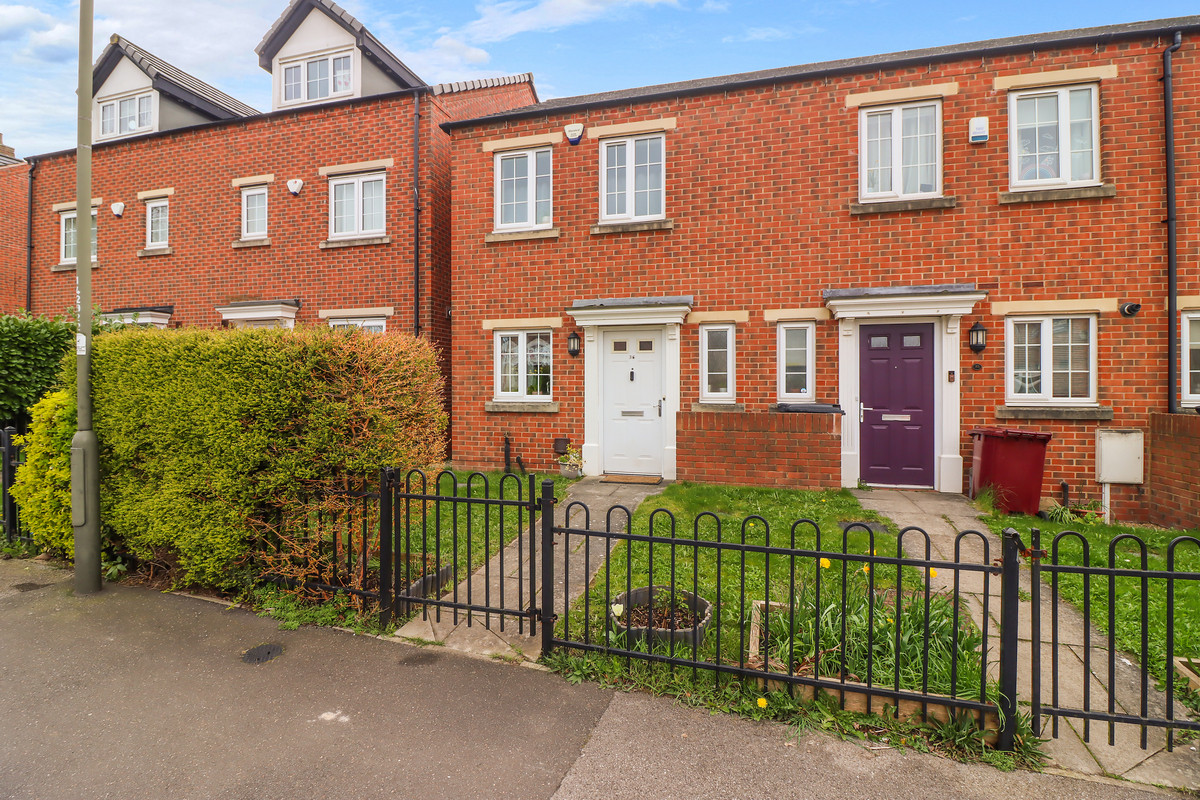 Carr Vale Road, Bolsover, S44