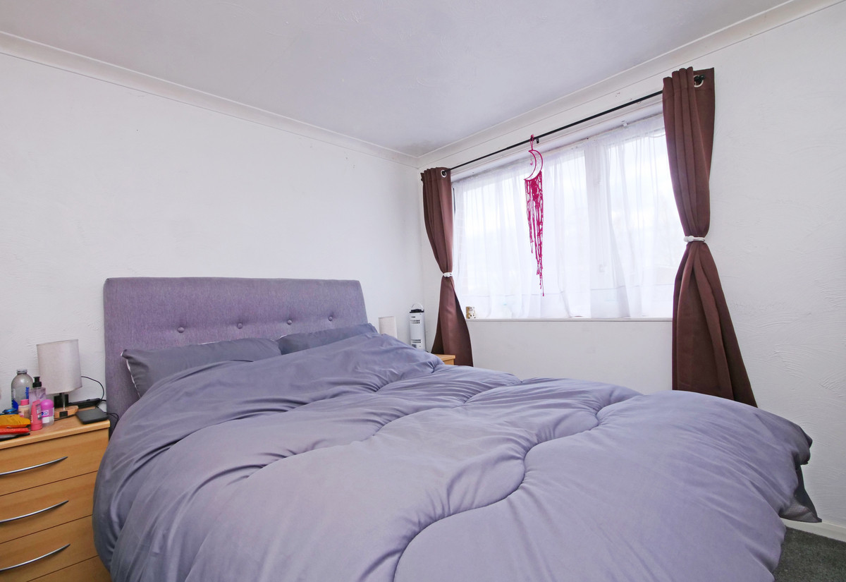 145 Chequers, Close, Pontefract WF8 2TF, photo 6