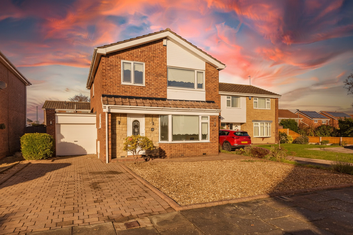 Harcourt Close, Doncaster, DN4