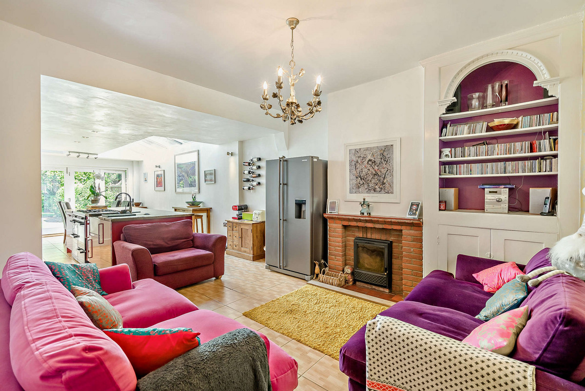 Debden Lane, Loughton, IG10, photo 5