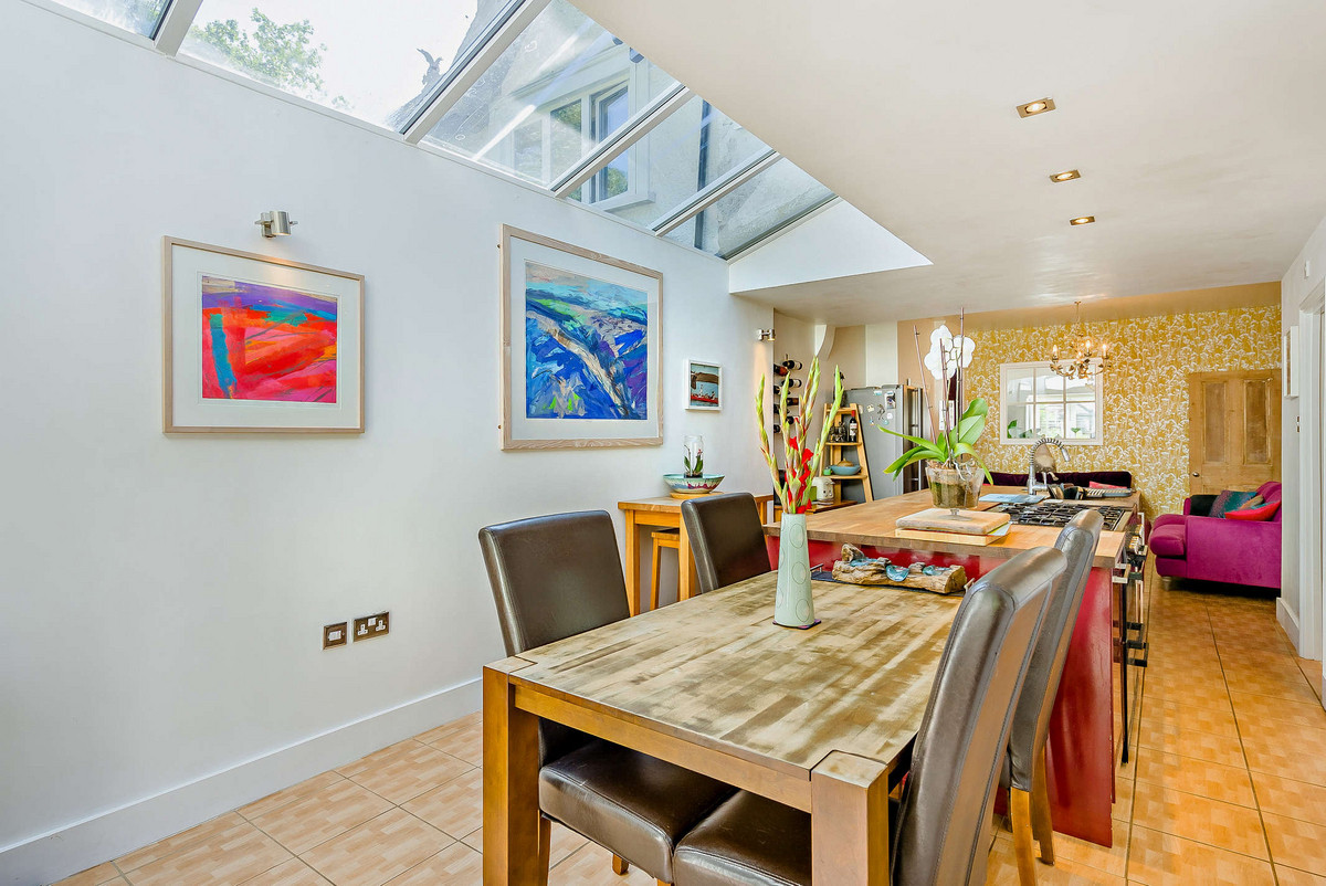 Debden Lane, Loughton, IG10, photo 6