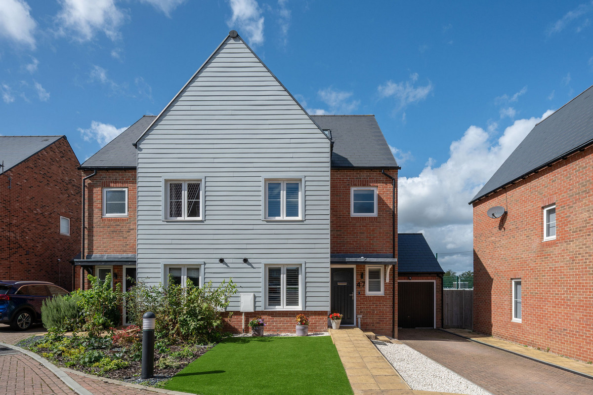 Tern Avenue, Horsham, RH12, photo 19