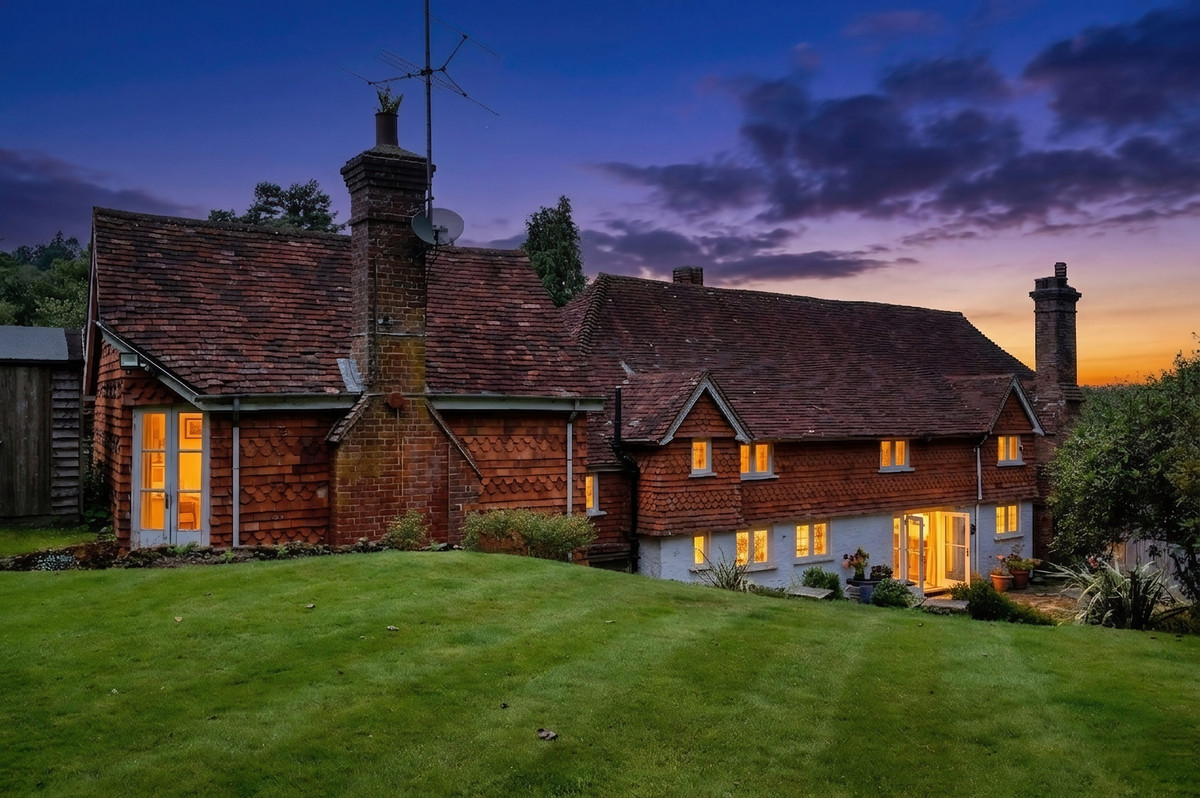 Kingsley Green, Haslemere, GU27, photo 2