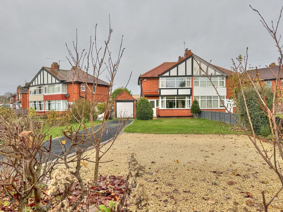 Wallis Avenue