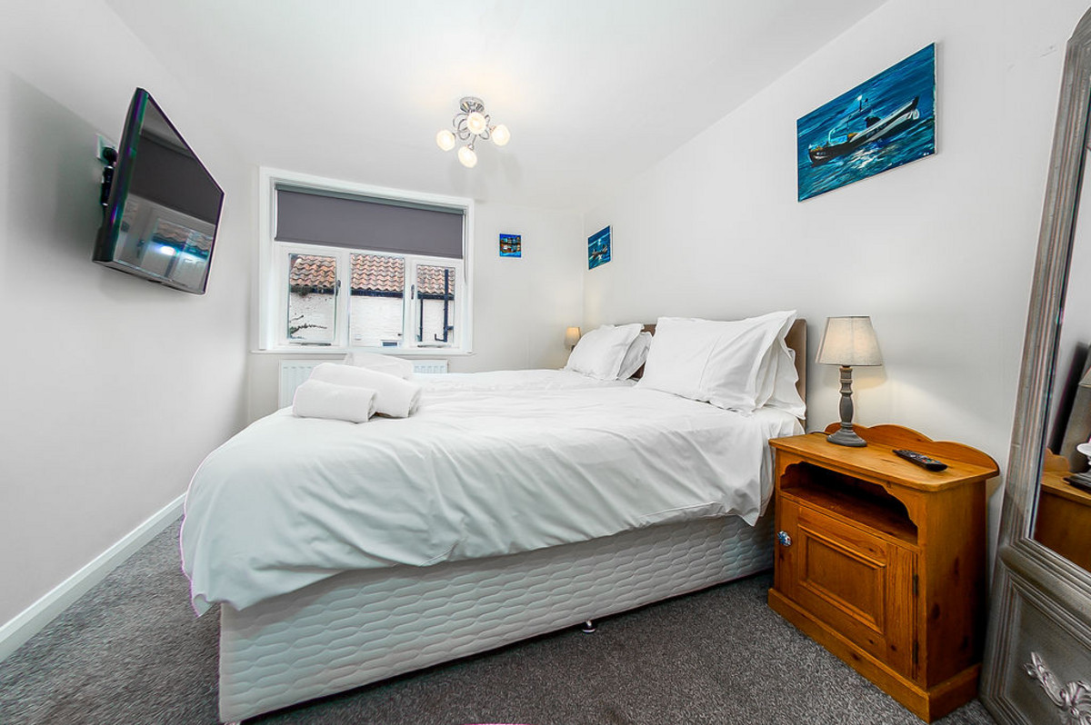 Ivy Cottage, Whitby, YO22, photo 14