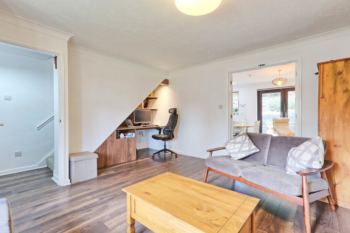 Downs Grove, Basildon, SS16, photo 10