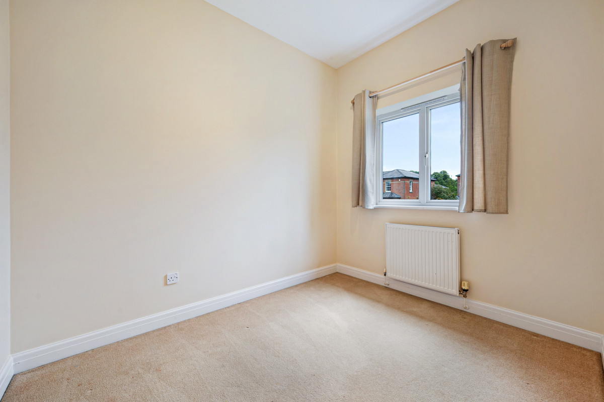 Pavilion Way, Macclesfield, SK10, photo 7