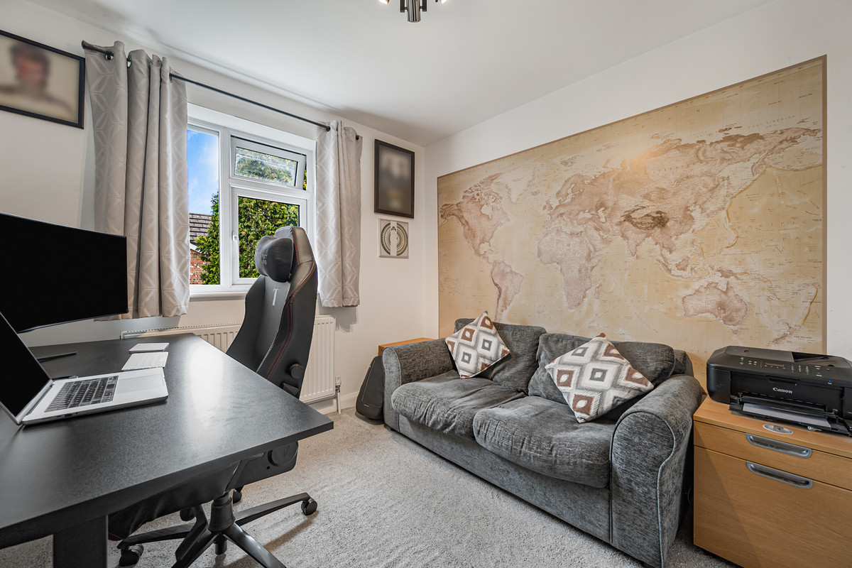 Highfield Close, Stockport, SK3, photo 9