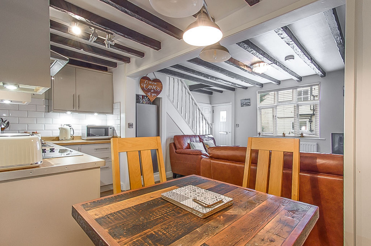 Ivy Cottage, Whitby, YO22, photo 5
