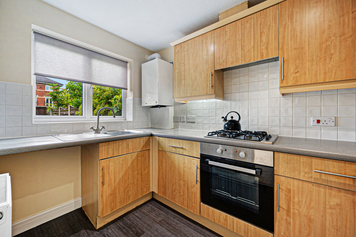 Pavilion Way, Macclesfield, SK10, photo 5