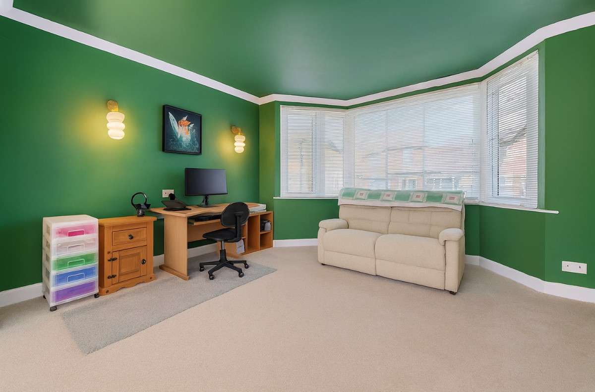 Drayton Drive, Stockport, SK8, photo 6