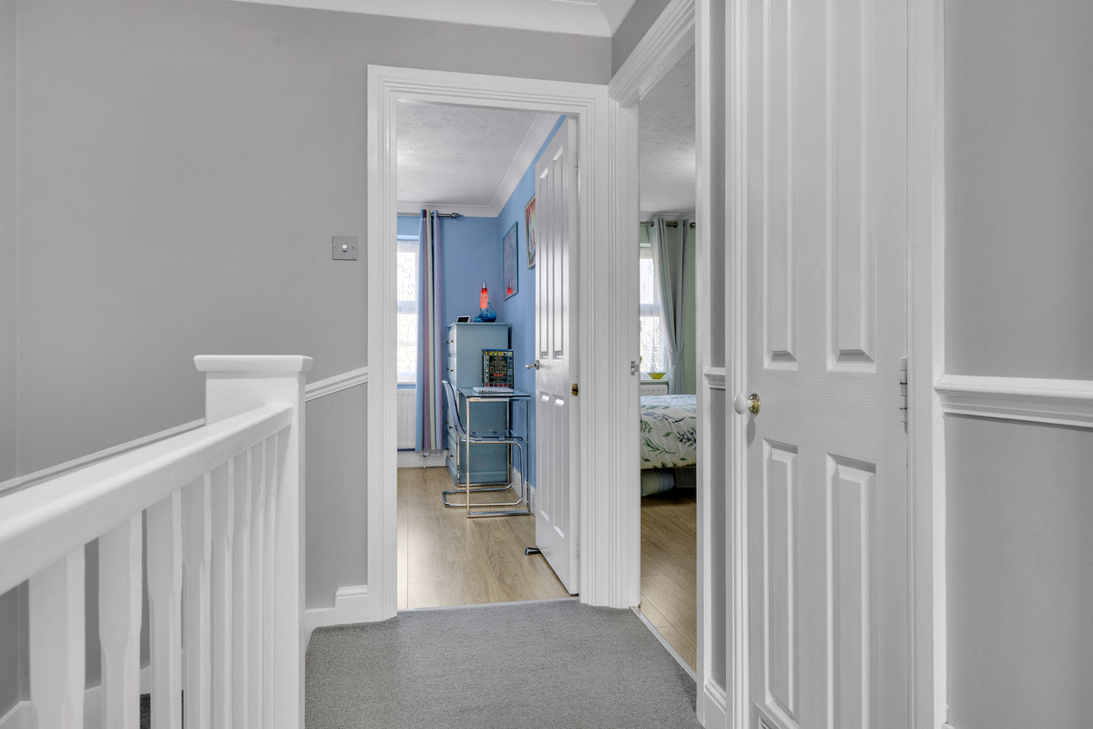 Cameron Square, Mitcham, CR4, photo 14