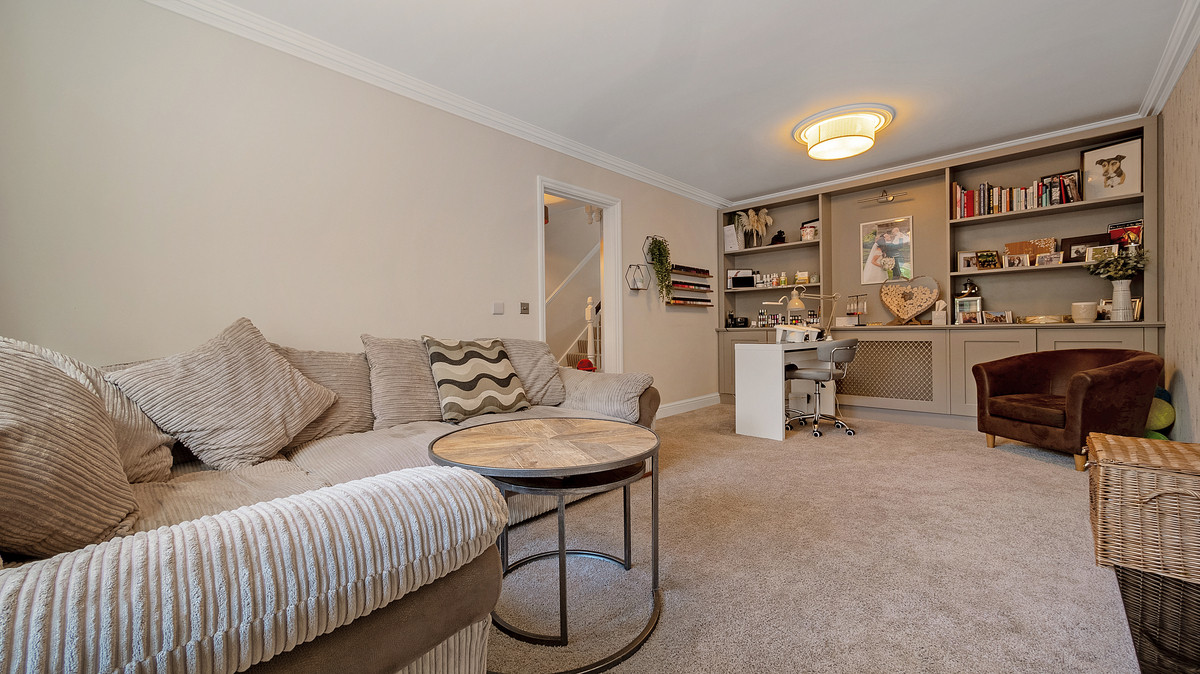 Jordan Close, Saffron Walden, CB11, photo 5