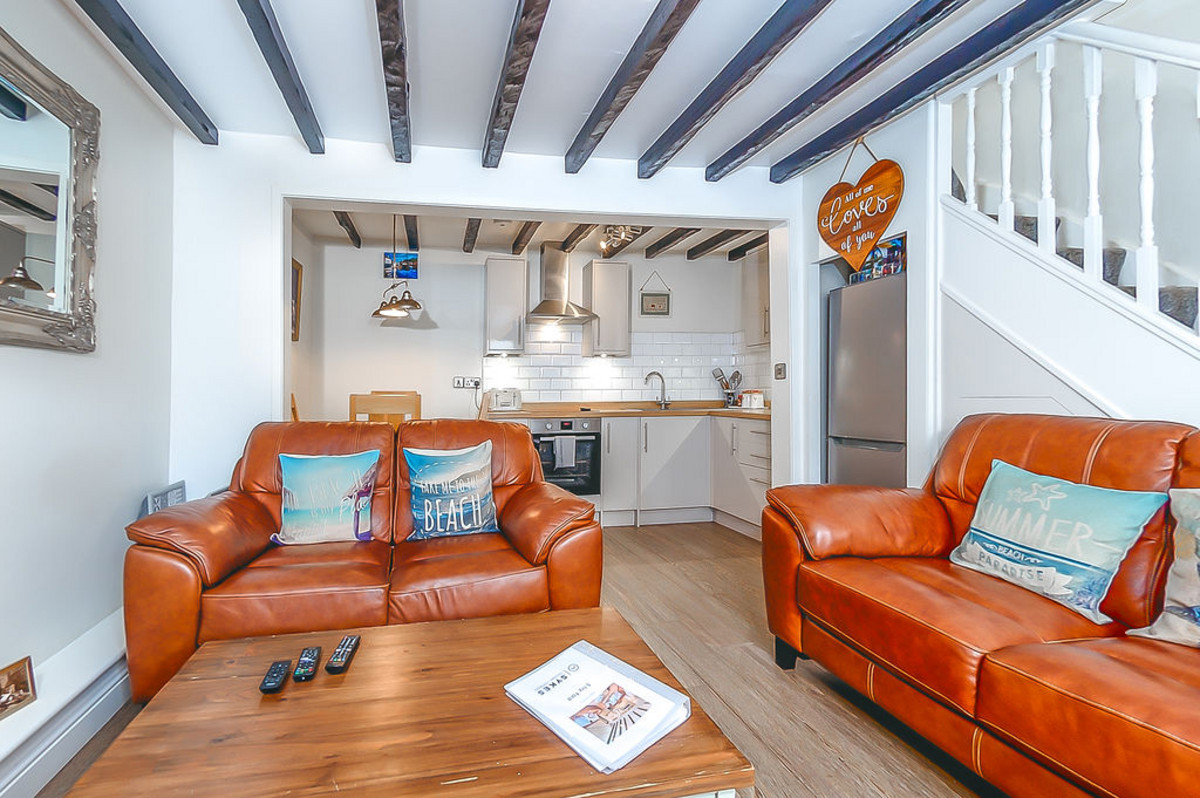 Ivy Cottage, Whitby, YO22, photo 3