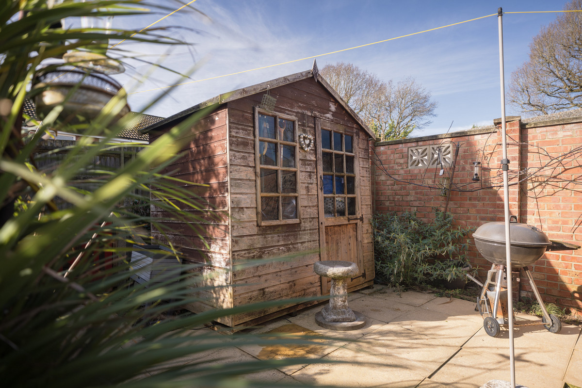 Sycamore Avenue, Horsham, RH12, photo 20