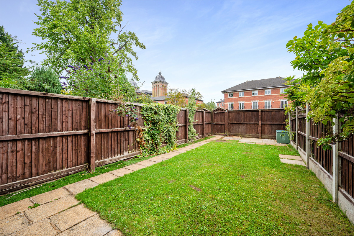 Pavilion Way, Macclesfield, SK10, photo 9