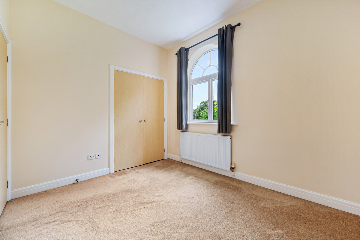 Pavilion Way, Macclesfield, SK10, photo 6