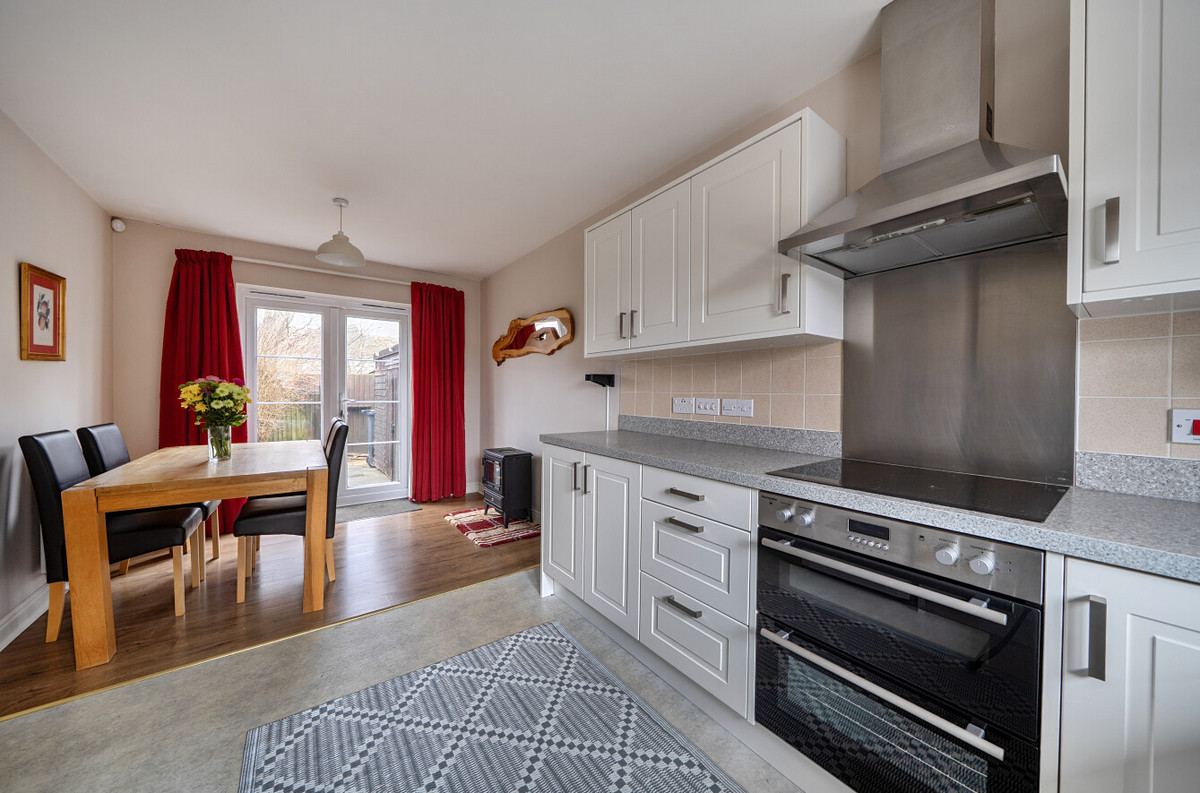 Stonefield Court, Frome, BA11, photo 3
