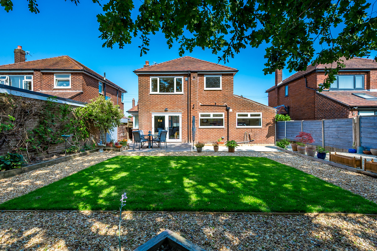 Drayton Drive, Stockport, SK8, photo 2