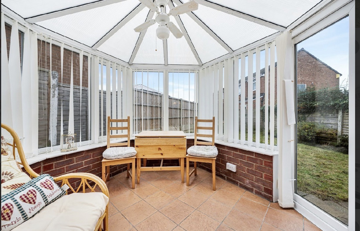 Eastleigh Road, Heald Green, SK8, photo 5