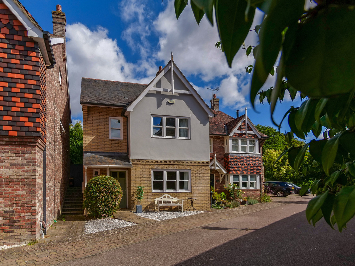 Jordan Close, Saffron Walden, CB11, photo 2
