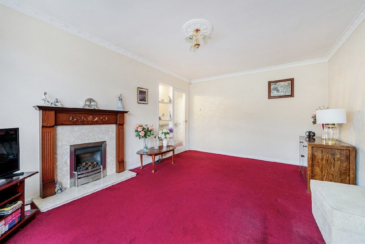 Eastleigh Road, Heald Green, SK8, photo 3