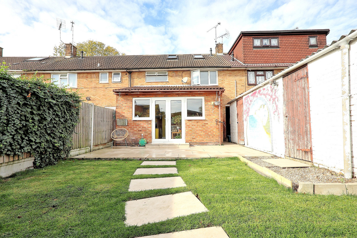 Peldon Pavement, Basildon, SS14, photo 17